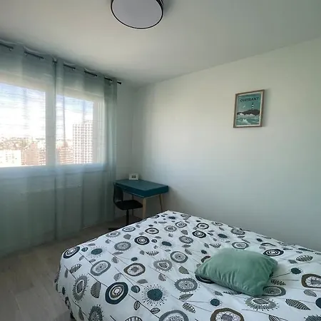 Daire Spacieux Bellevue De 1 A 6 Personnes *